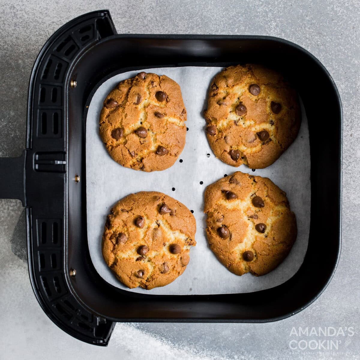 chocolate chip cookies in the air fryer