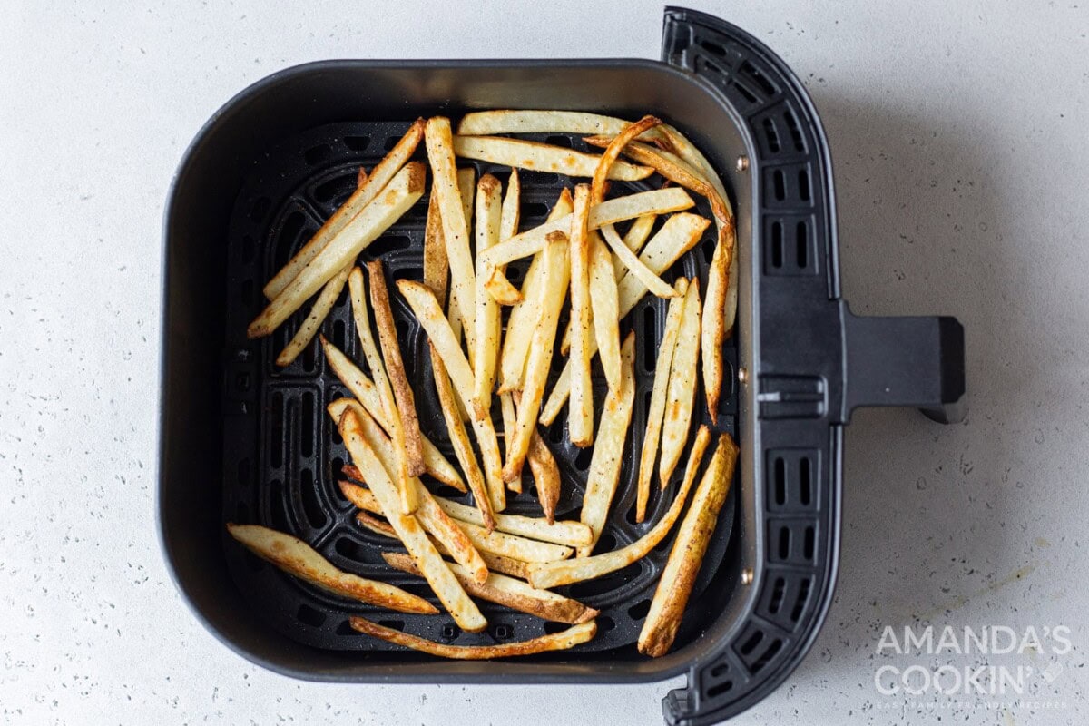 cooked potato slices in air fryer