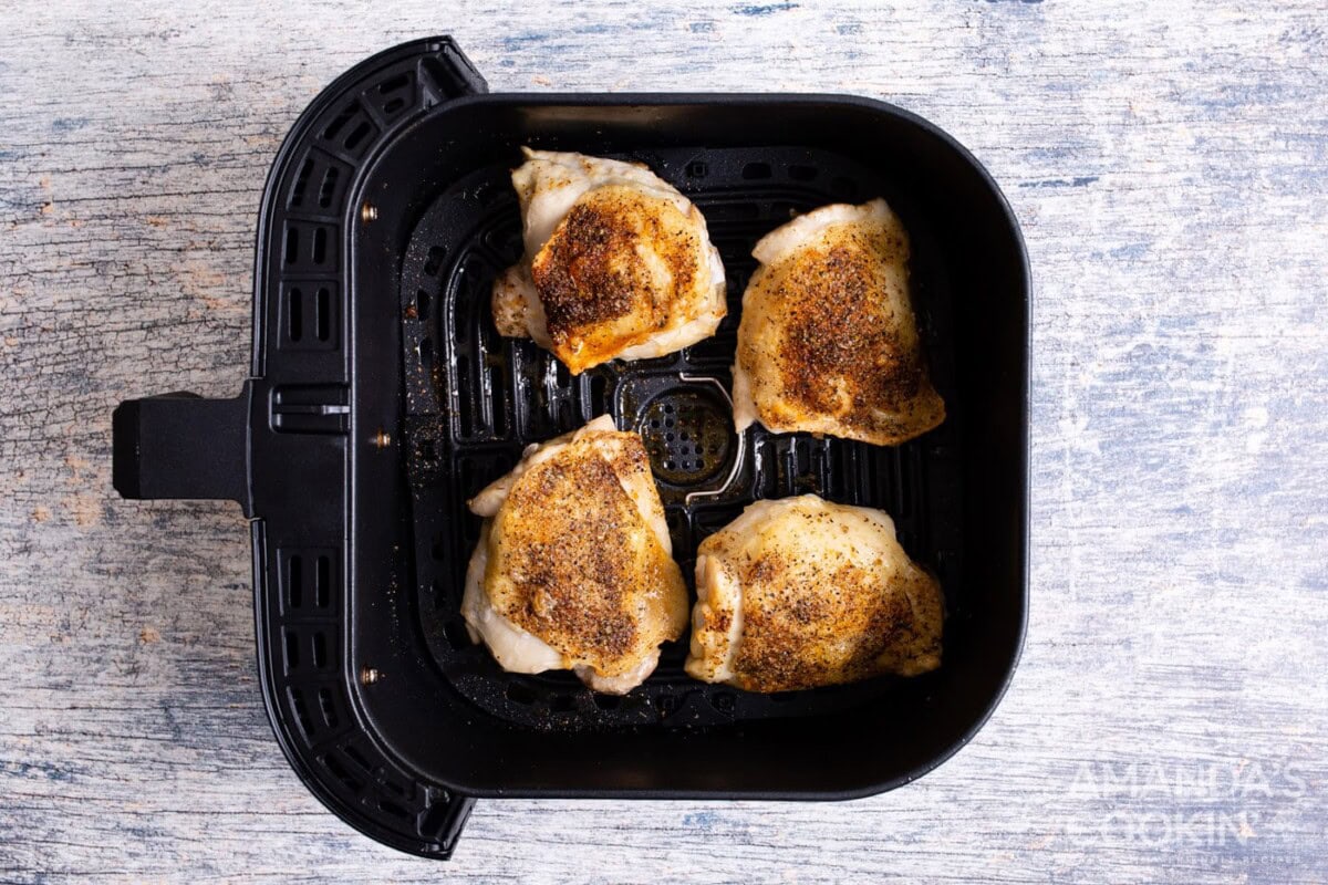 crispy air fryer chicken thighs