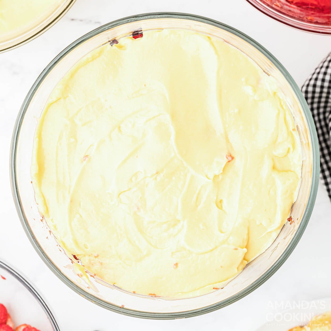layer on vanilla pudding in trifle bowl