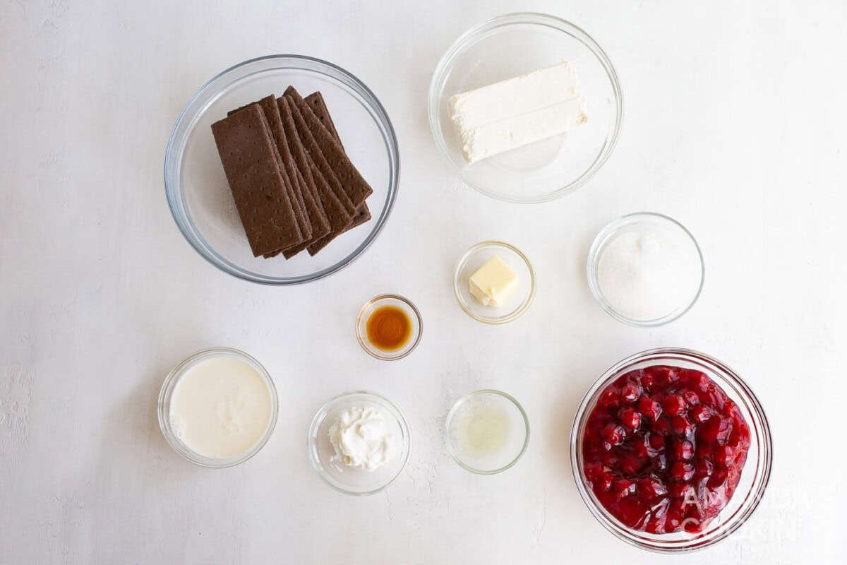 ingredients for mini cheesecakes