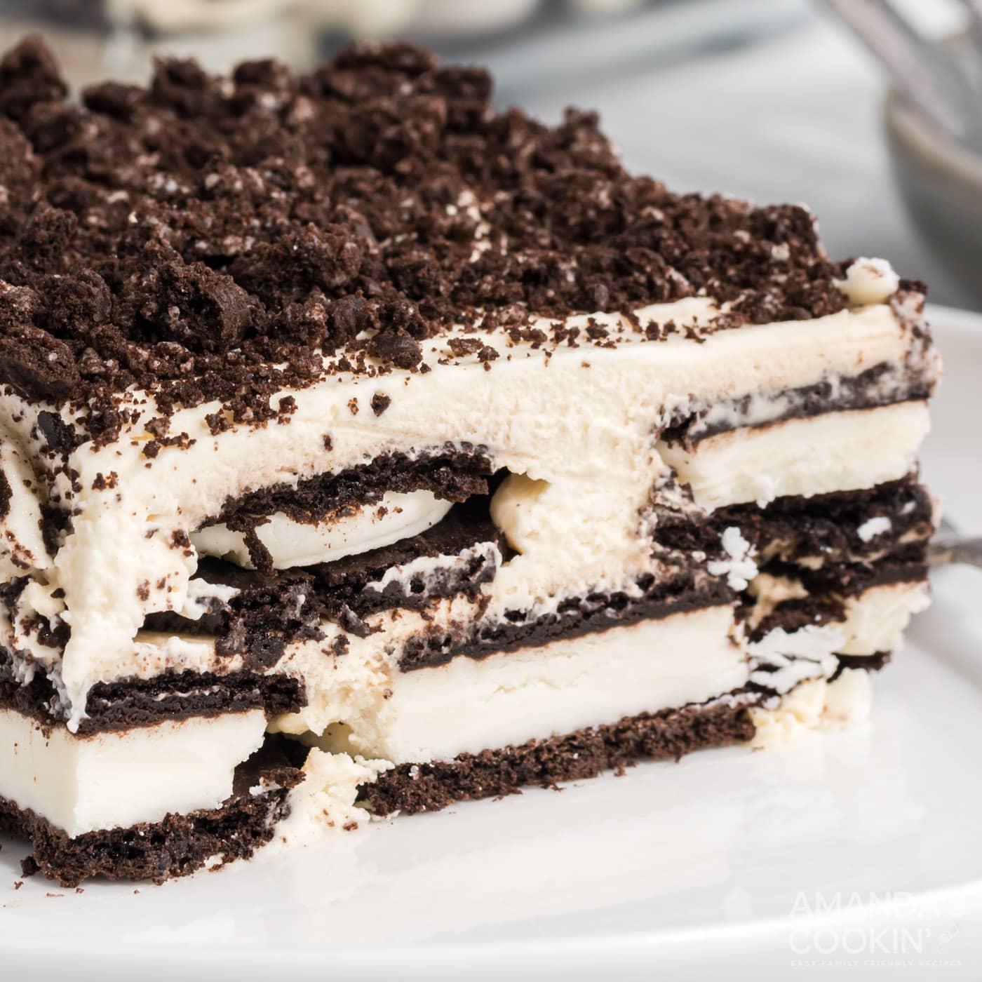 Easy No Bake Cookies and Cream Oreo Icebox Cake - The Busy Baker