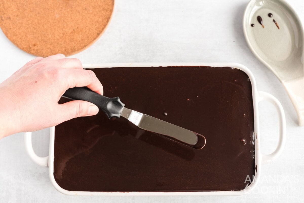 spreading ganache with icing spatula