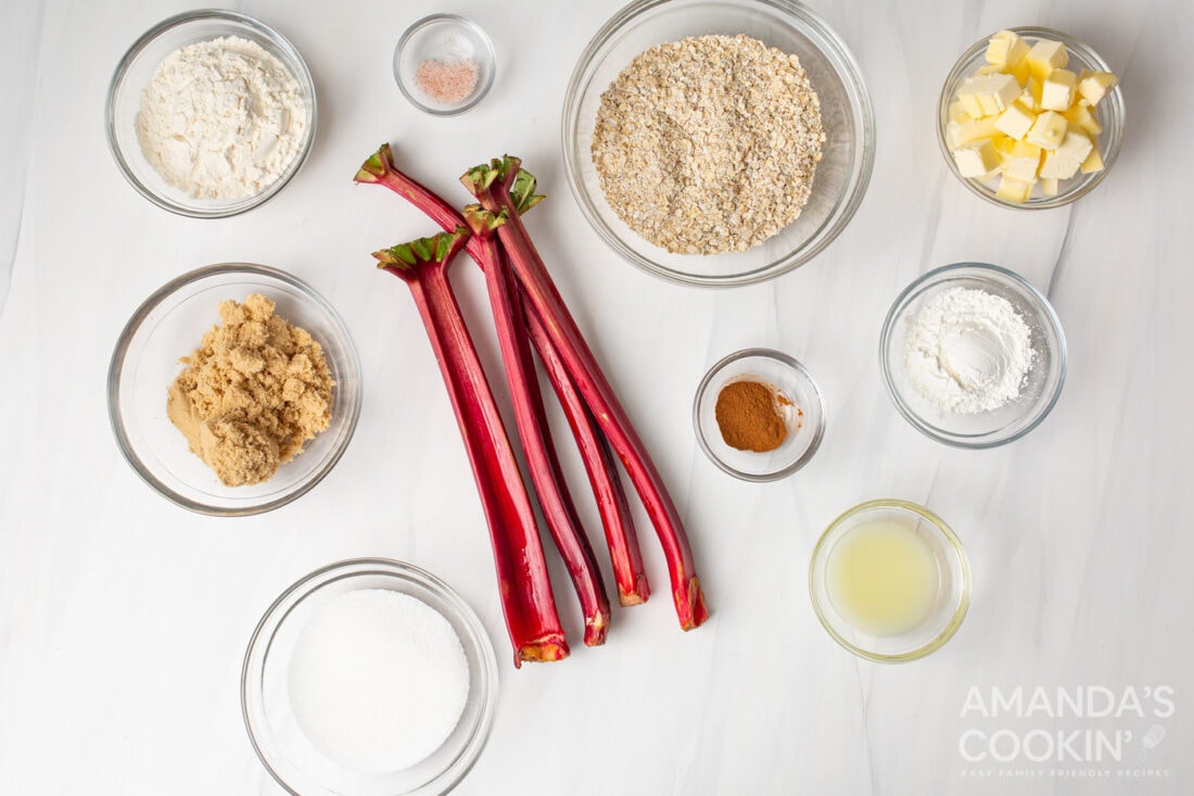 ingredients to make rhubarb crisp