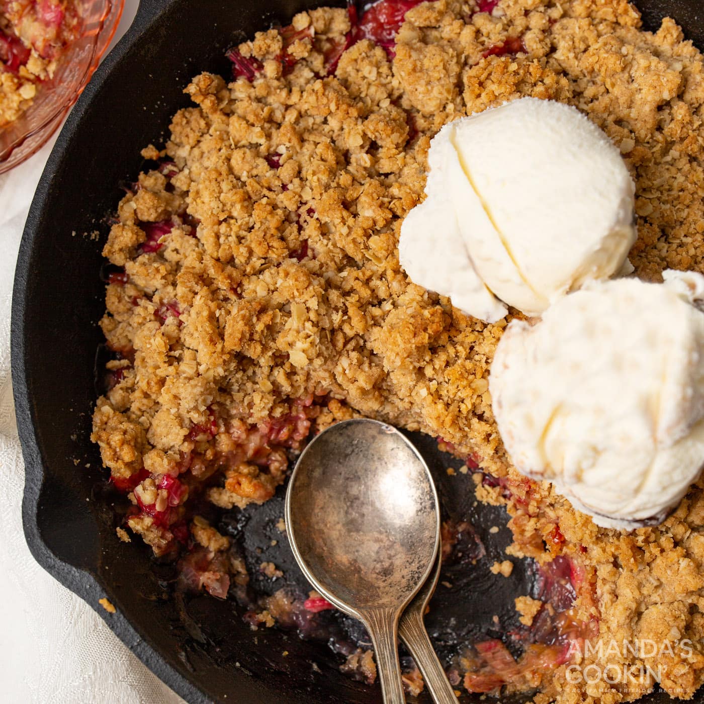 Rhubarb Crisp