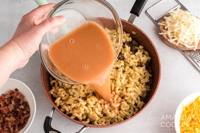 Bacon Cheeseburger Casserole Recipe Amanda's Cookin' Ground Beef