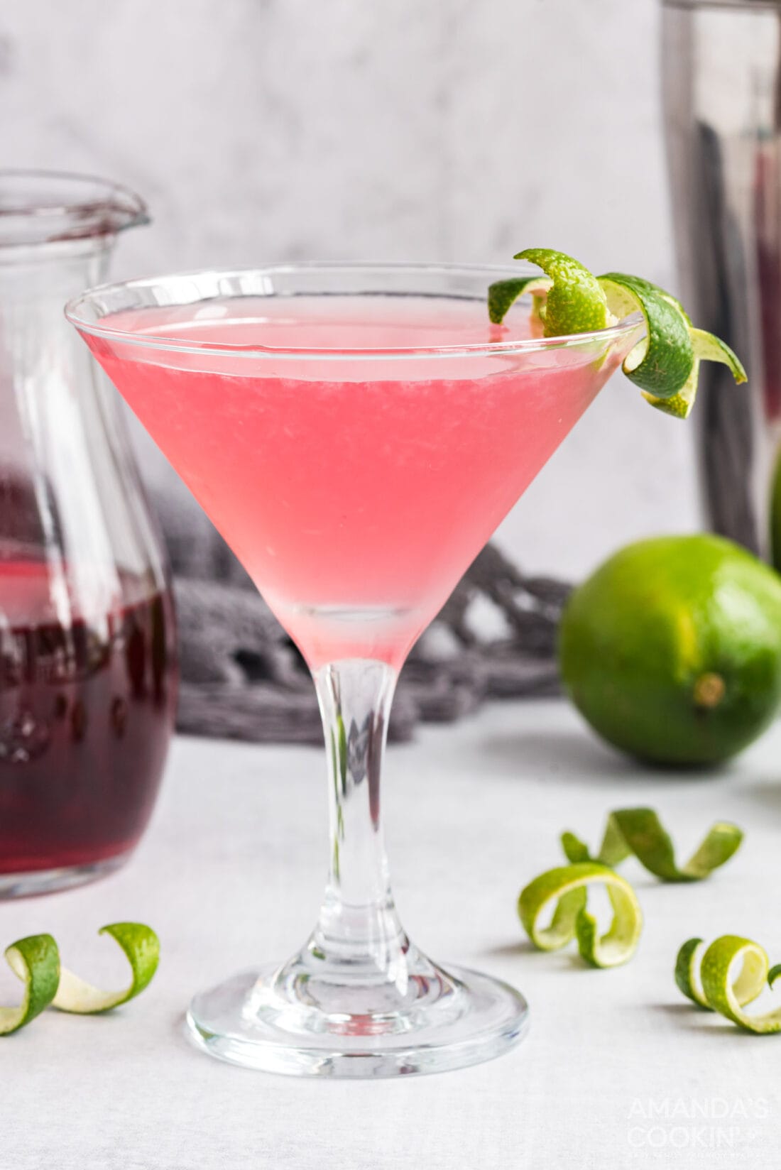 https://amandascookin.com/wp-content/uploads/2021/05/cosmopolitan-cocktail-V03-1100x1648.jpg