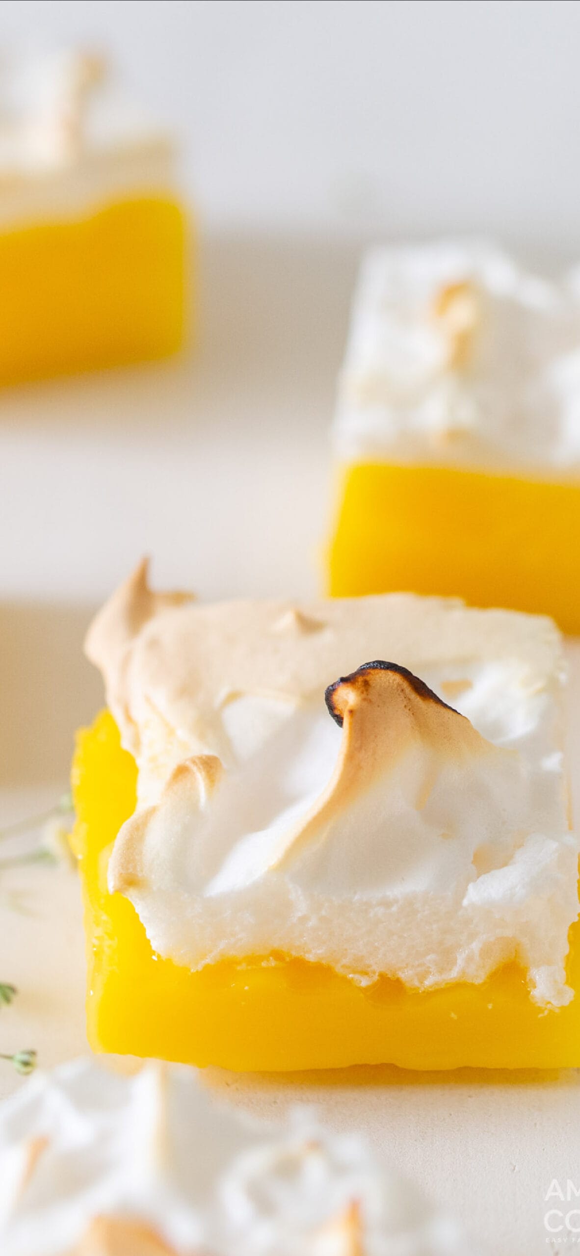 Lemon Meringue Pie Bars - Amanda's Cookin' - One Pan Desserts