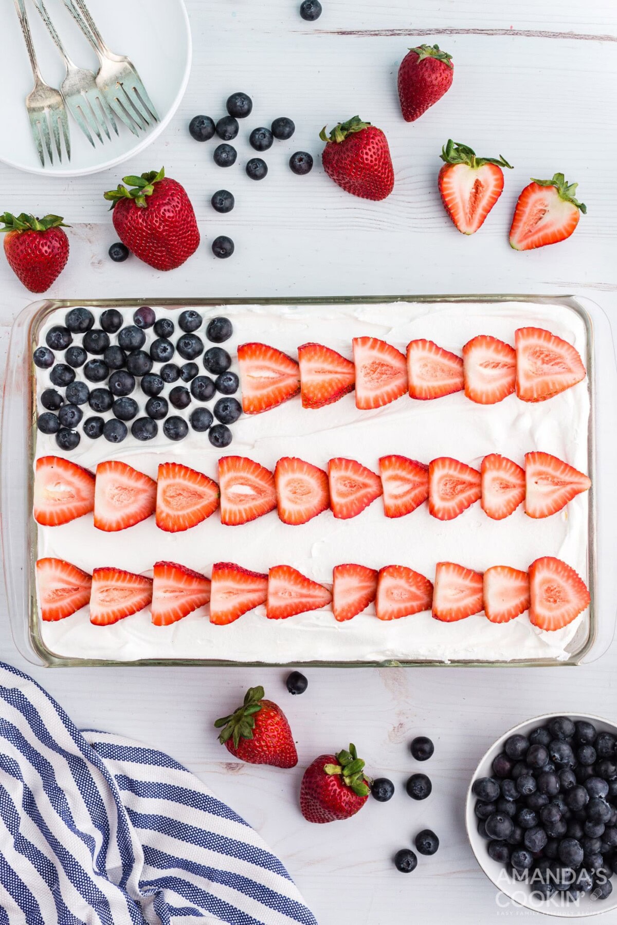 american flag decorated cake
