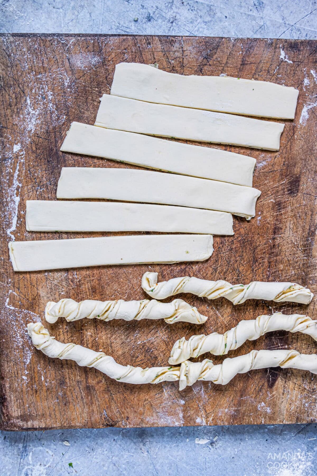 twisted puff pastry slices
