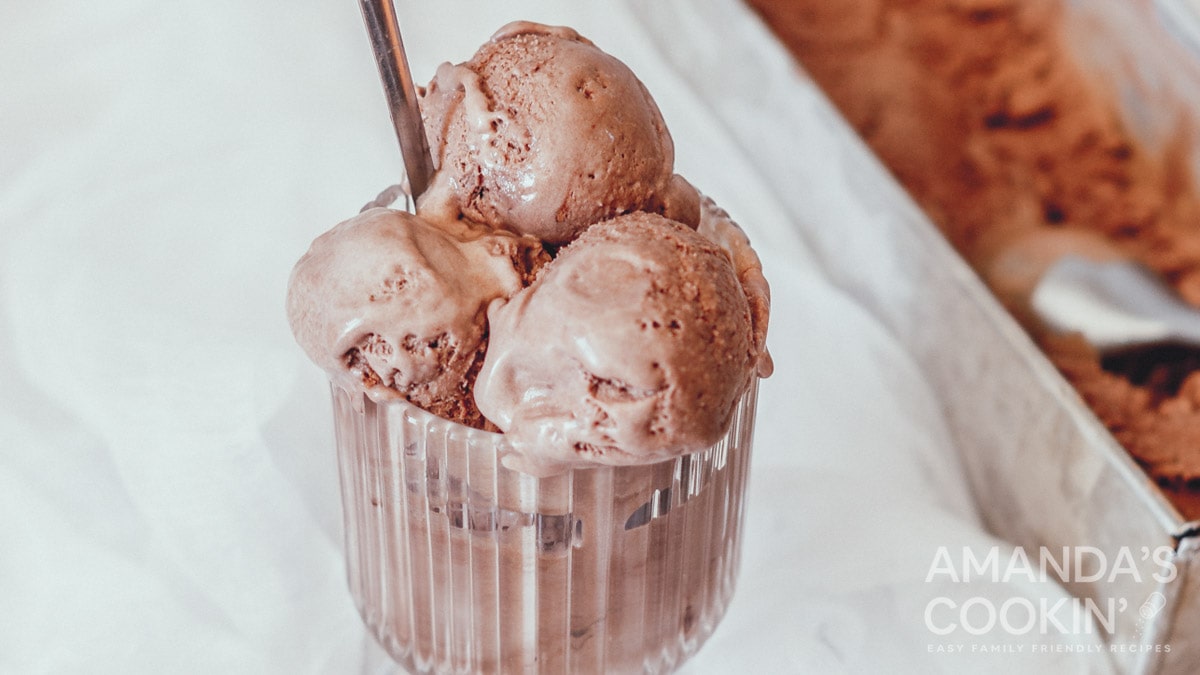Whether you add a scoop to a cone, cup, or bowl, homemade no-churn eggless chocolate ice cream is ea