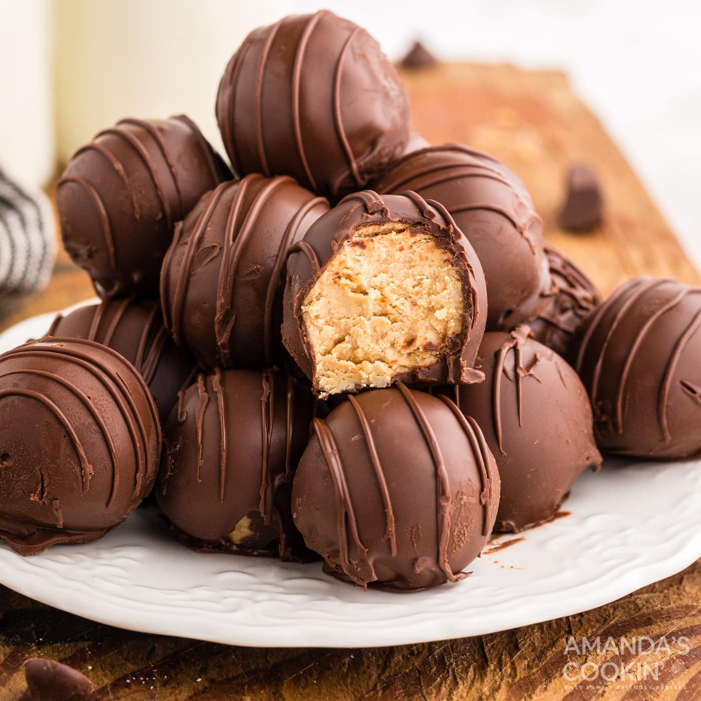 Chocolate Peanut Butter Balls - Amanda's Cookin' - No Bake Desserts