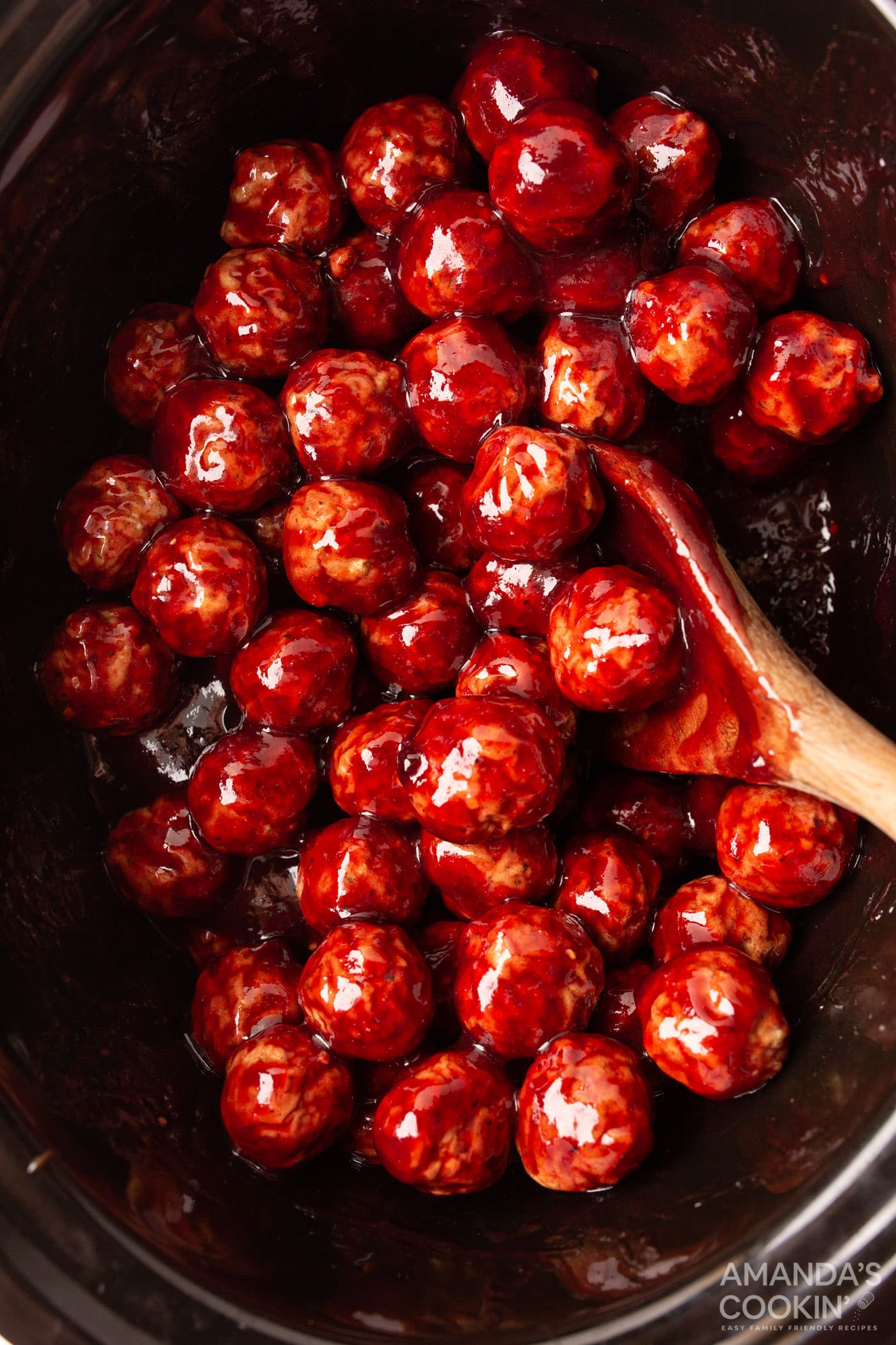 grape jelly meatballs in slow cooker