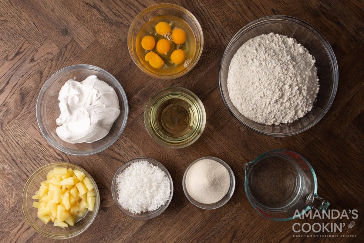 ingredients for making pineapple poke cake