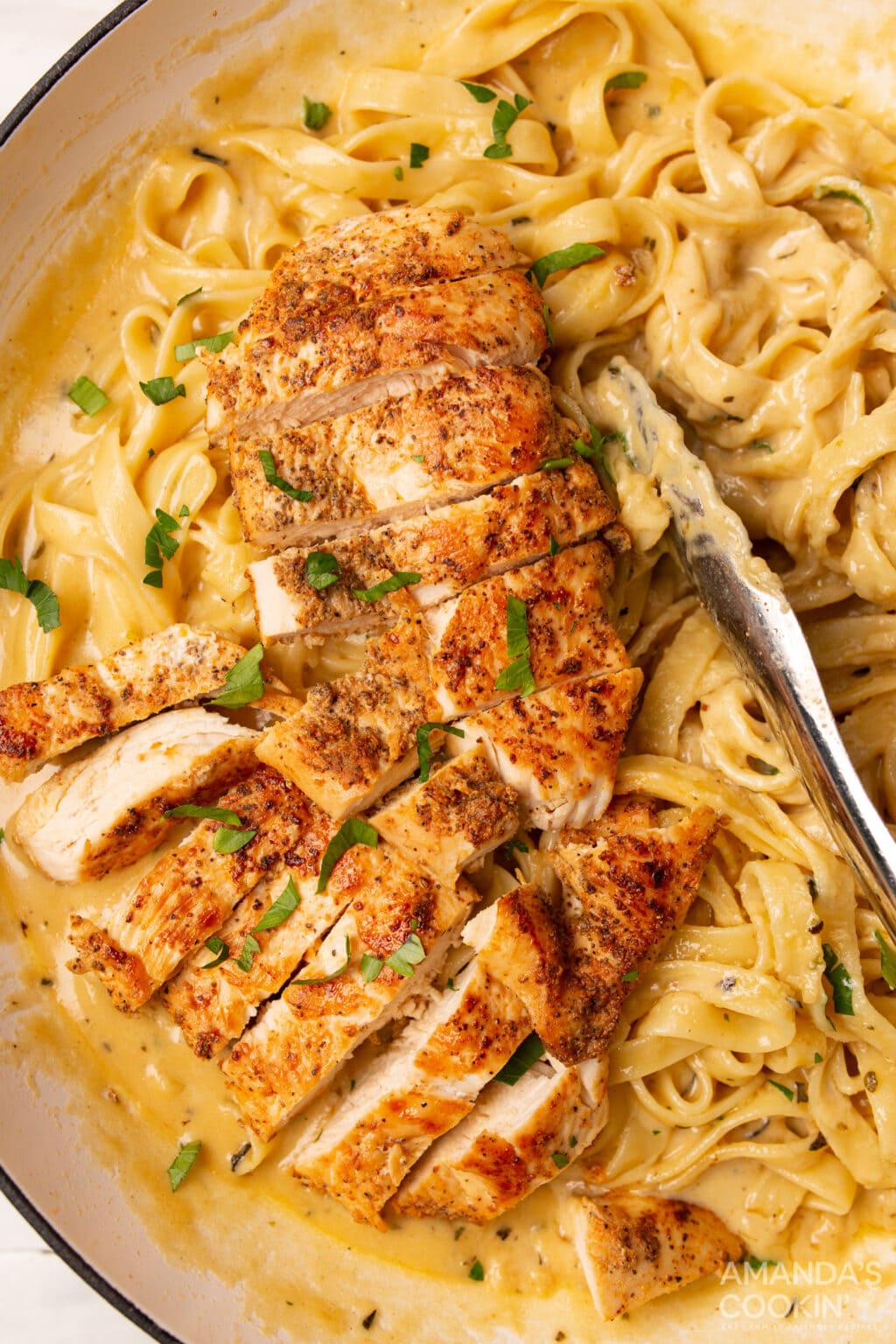 Chicken Alfredo - Amanda's Cookin' - Pasta