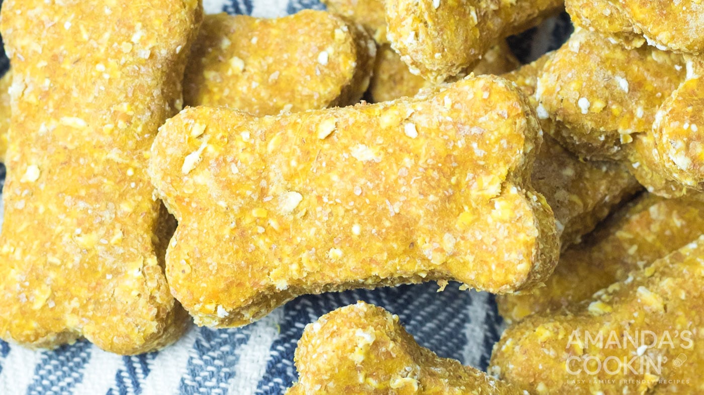 These homemade dog treats have healthy ingredients like rolled oats, whole wheat flour, pumpkin, swe