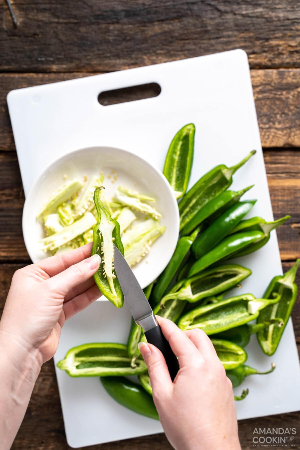 removing seeds and ribs of jalapenos