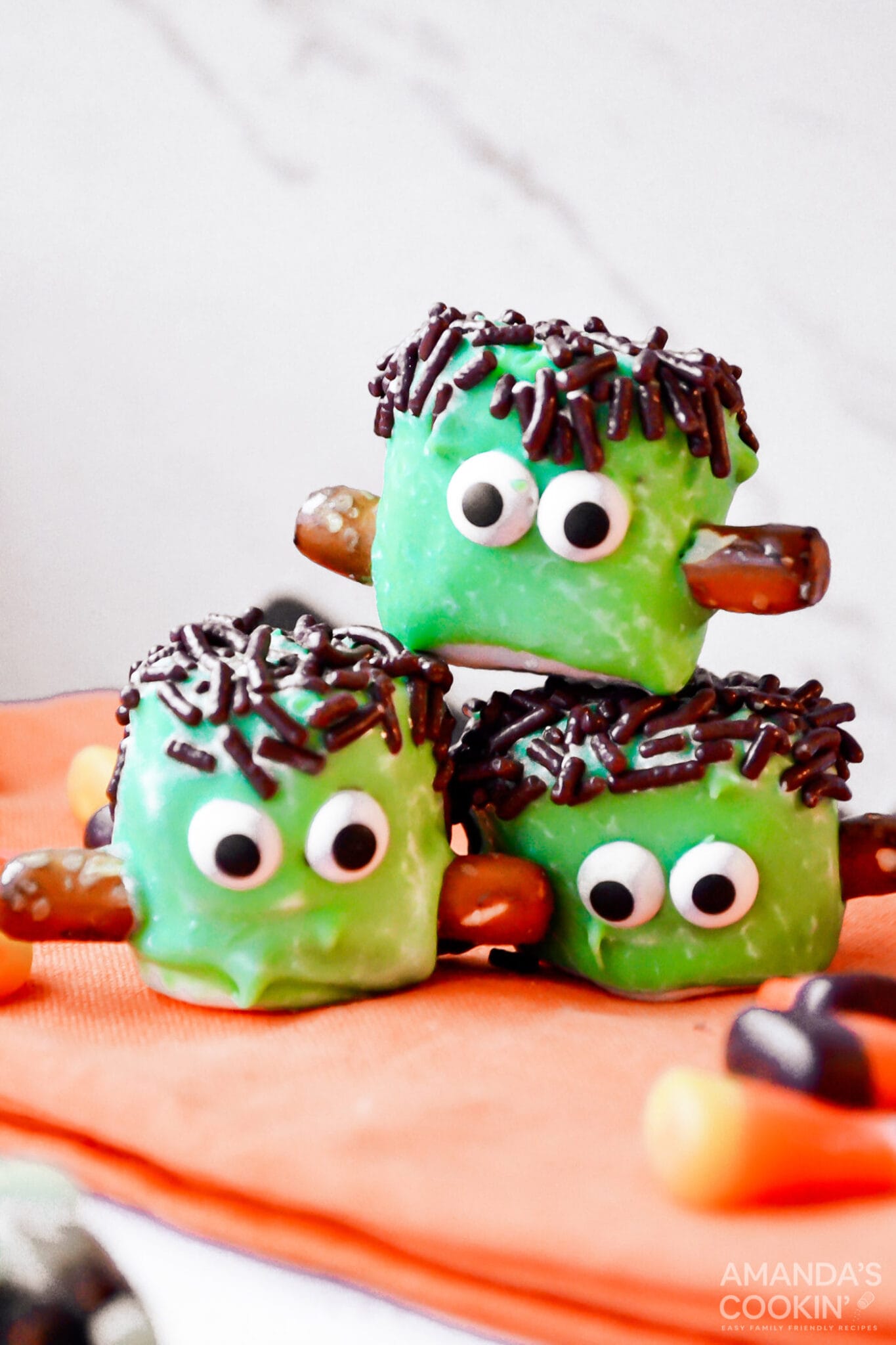 Marshmallow Frankensteins - Amanda's Cookin' - Halloween