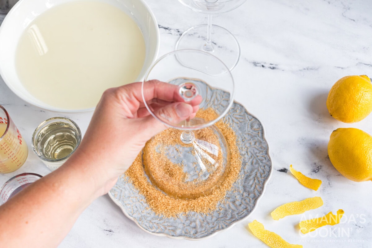 dipping cocktail glass in sanding sugar