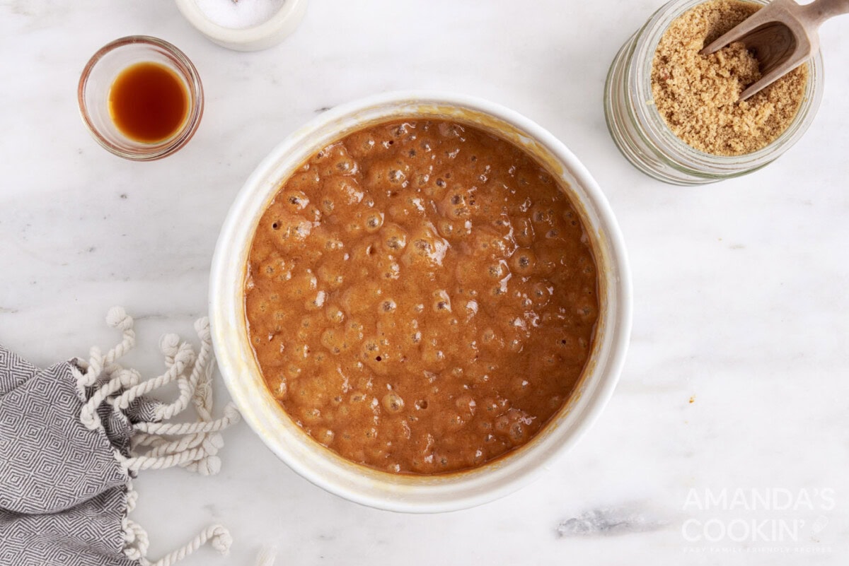 caramel in a bowl