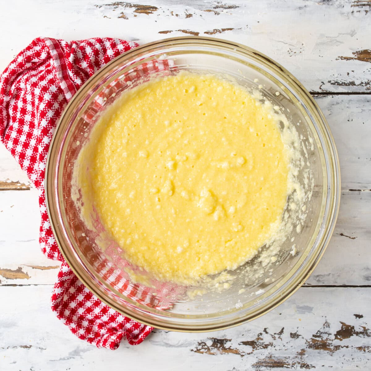 milk, vanilla, eggs, and shortening in a bowl