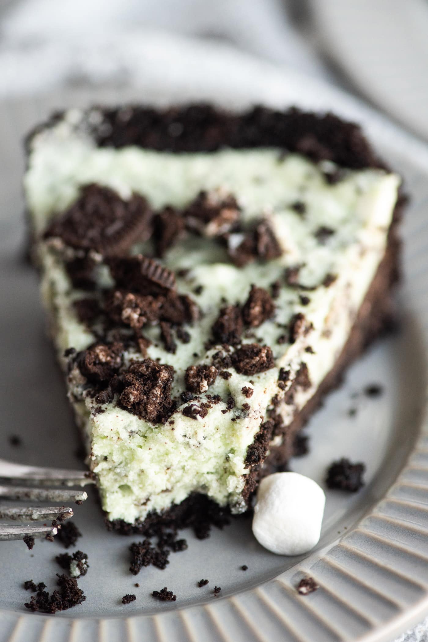 Grasshopper Pie - Amanda's Cookin' - Pies & Tarts