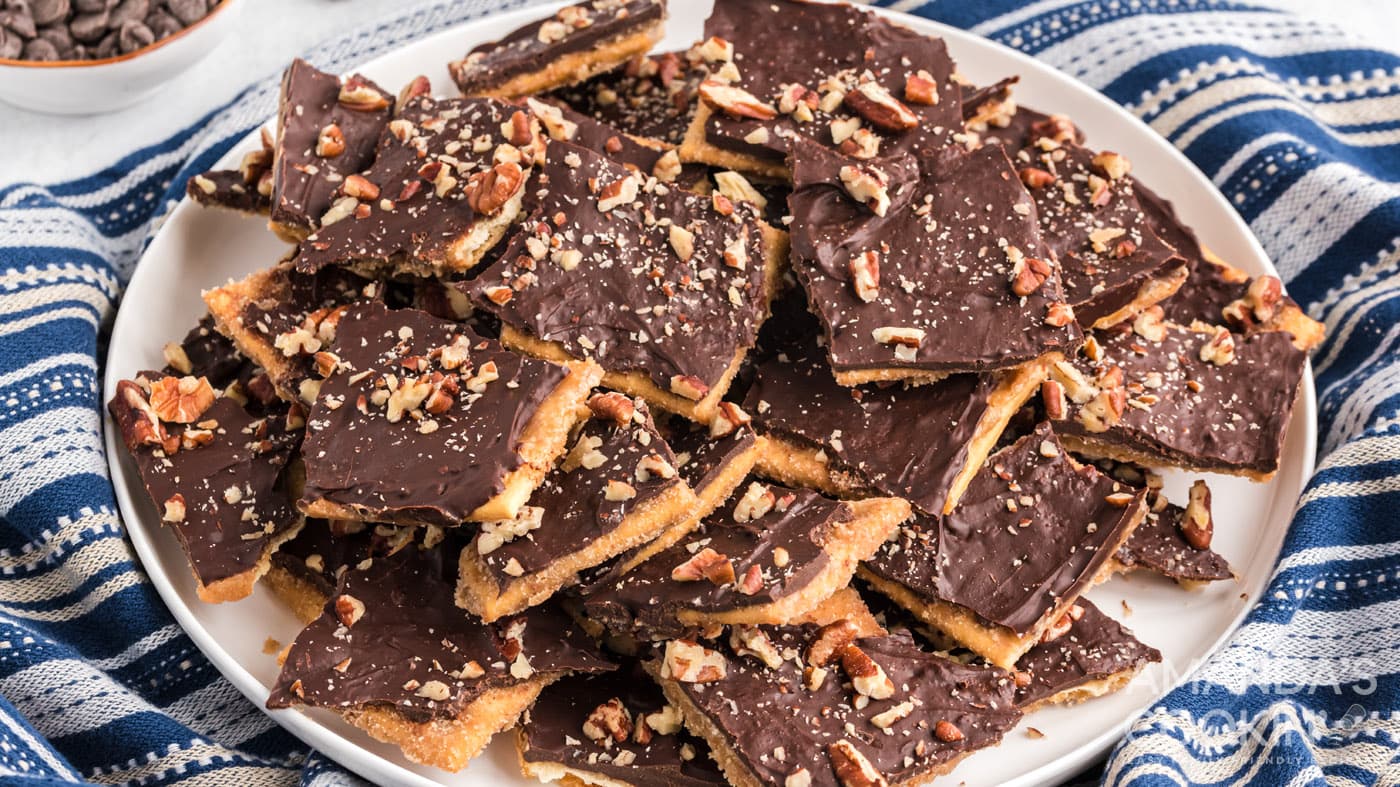 If you have never tried saltine toffee before, I have to warn you that this stuff is very addictive!