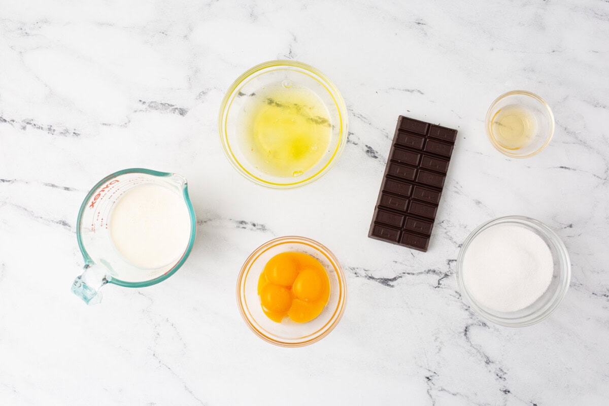 ingredients for Chocolate Mousse