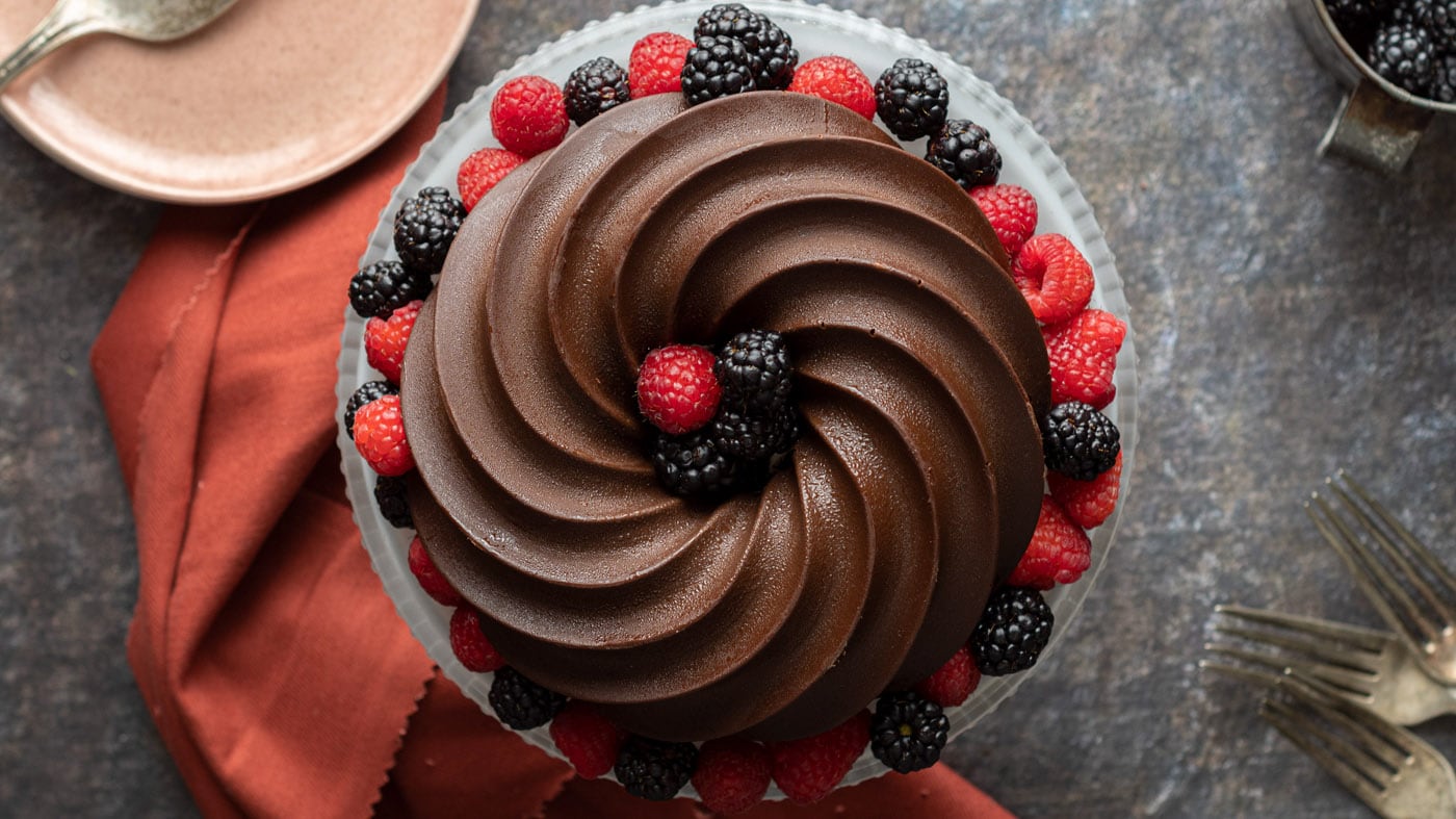 Our chocolate pound cake recipe goes the extra mile with a decadent chocolate shell that provides a 