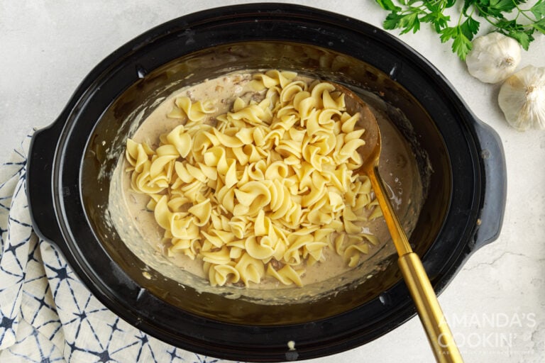 Crockpot Beef Stroganoff Amandas Cookin Slow Cooker