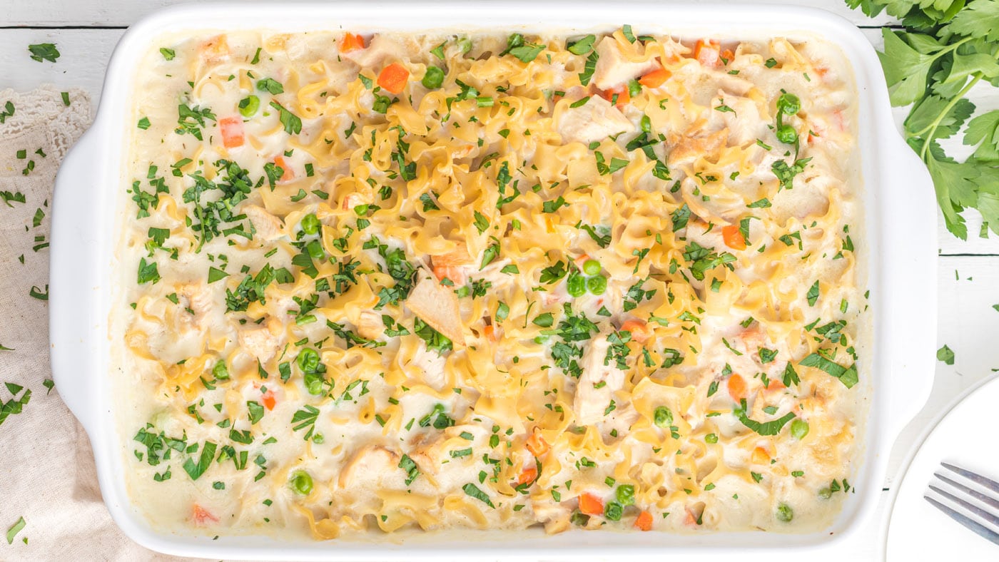 Creamy, satisfying layers of chicken, carrots, peas, and egg noodles tossed together with other pant