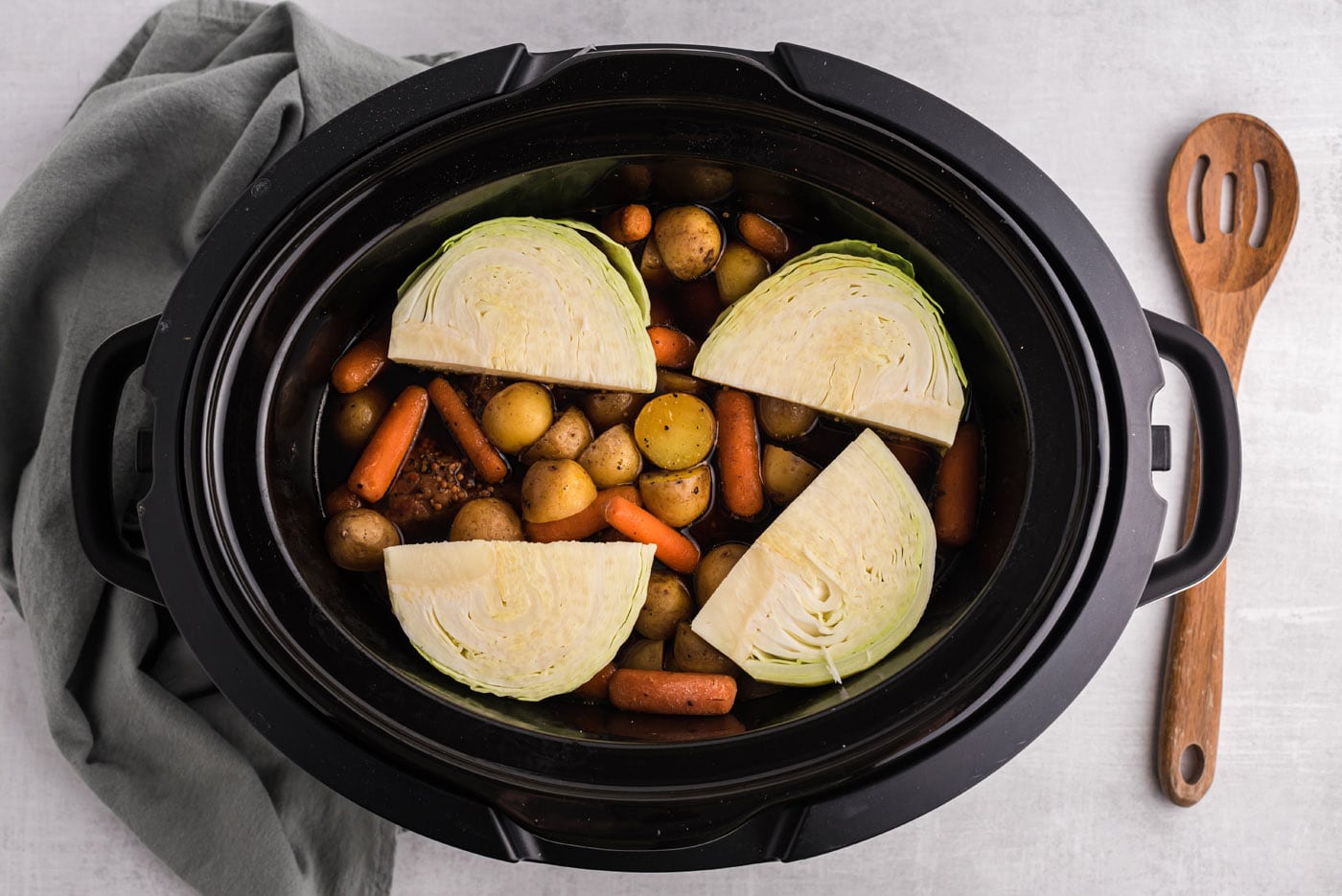 cabbage in crockpot with corned beef