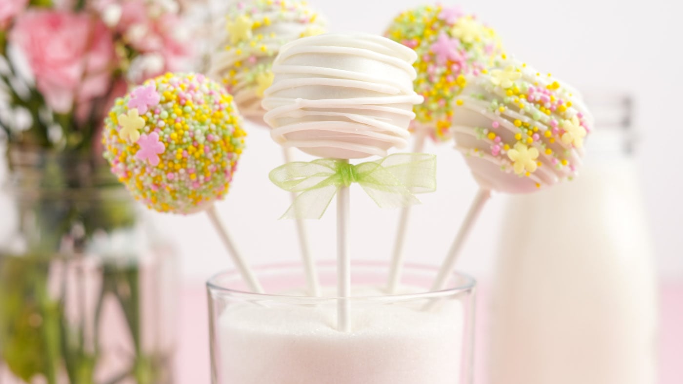 With this donut hole cake pop recipe all you have to do is melt the chocolate, dip, and decorate to 