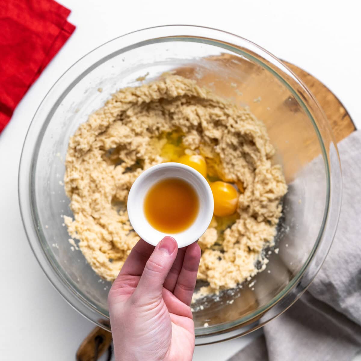 adding vanilla to cookie mixture