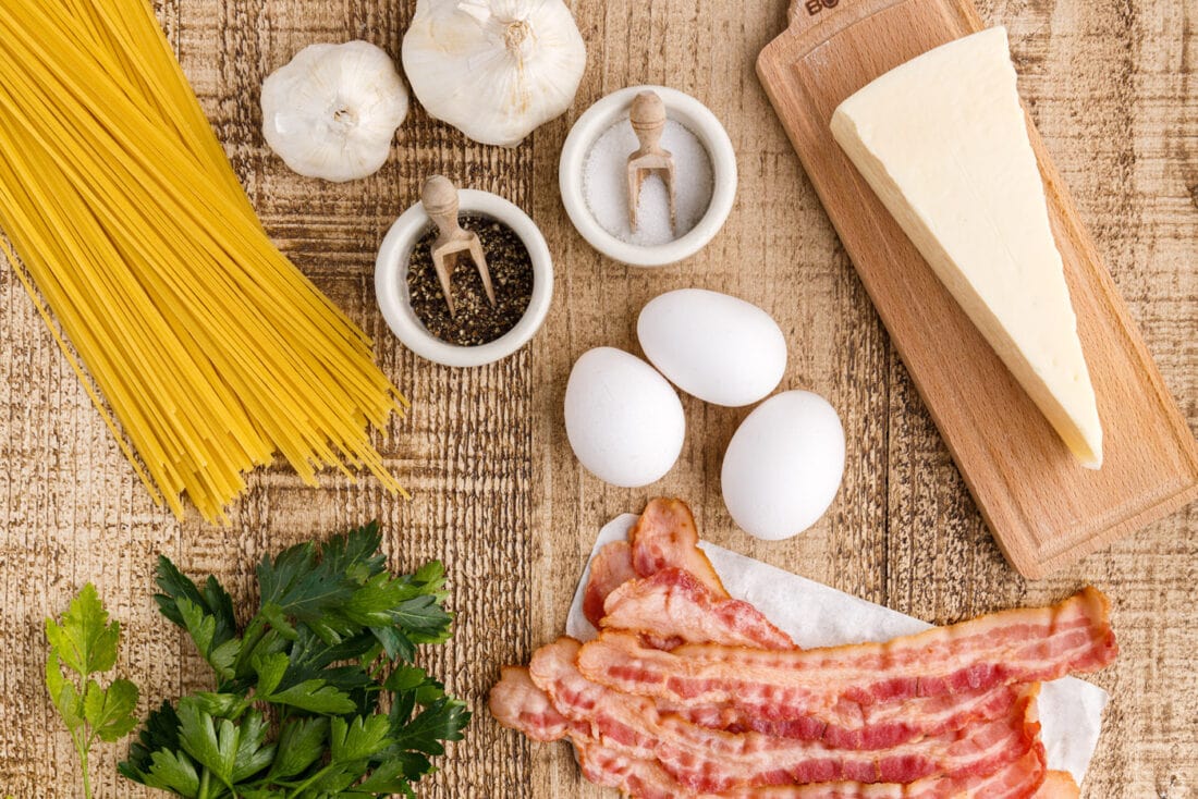 Pasta Carbonara ingredients