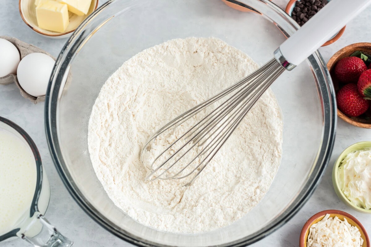 dry ingredients for buttermilk pancakes in a bowl