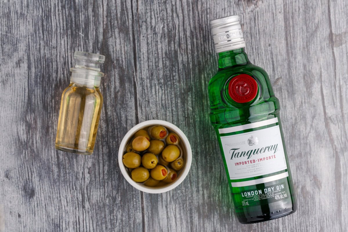 Dirty Martini ingredients