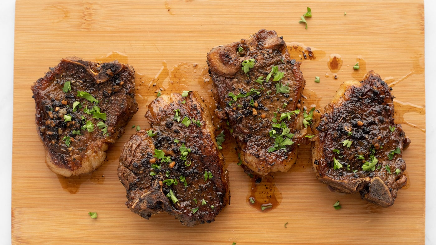 Making lamb chops might seem like a task for a skilled chef, but you can easily make them at home in