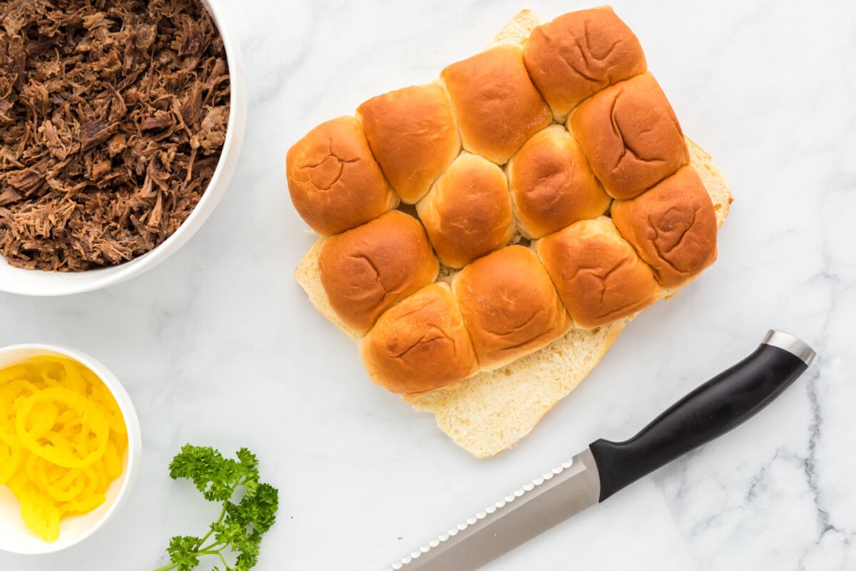 sliced hawaiian rolls