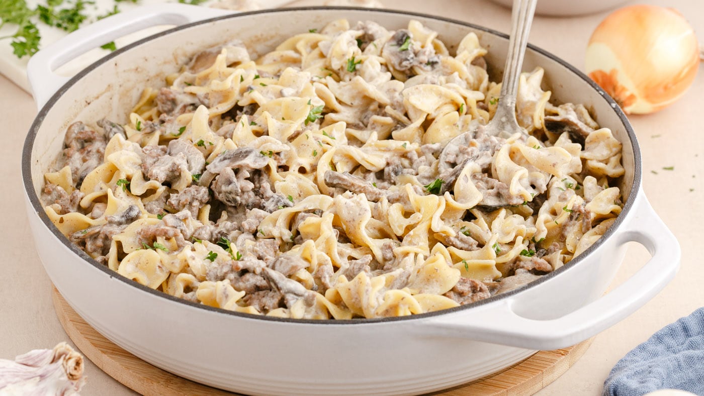 Ground beef stroganoff aka hamburger stroganoff features all the same delicious flavors as classic b