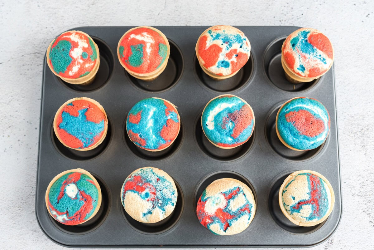 patriotic ice cream cone cupcakes