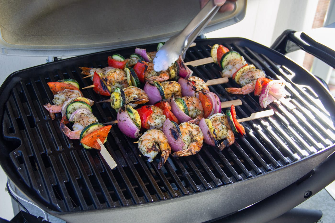 shrimp kabobs on the grill