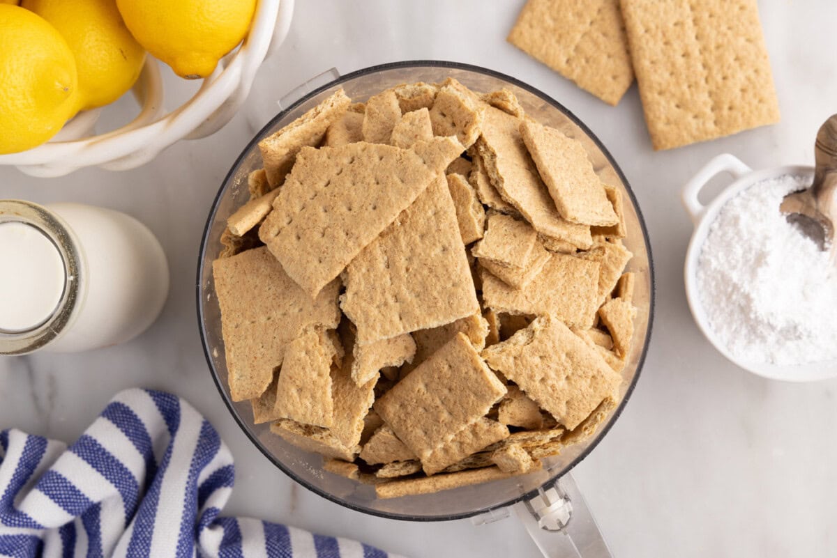 graham crackers in a food processor