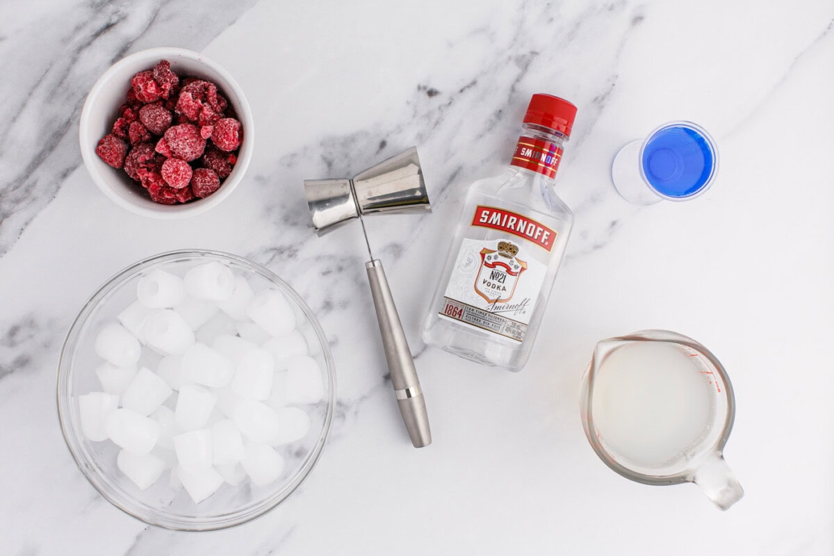 Patriotic Vodka Lemonade Slushie ingredients