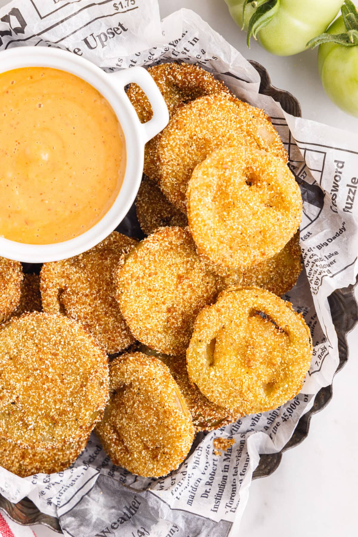 plate fo Fried Green Tomatoes with sauce