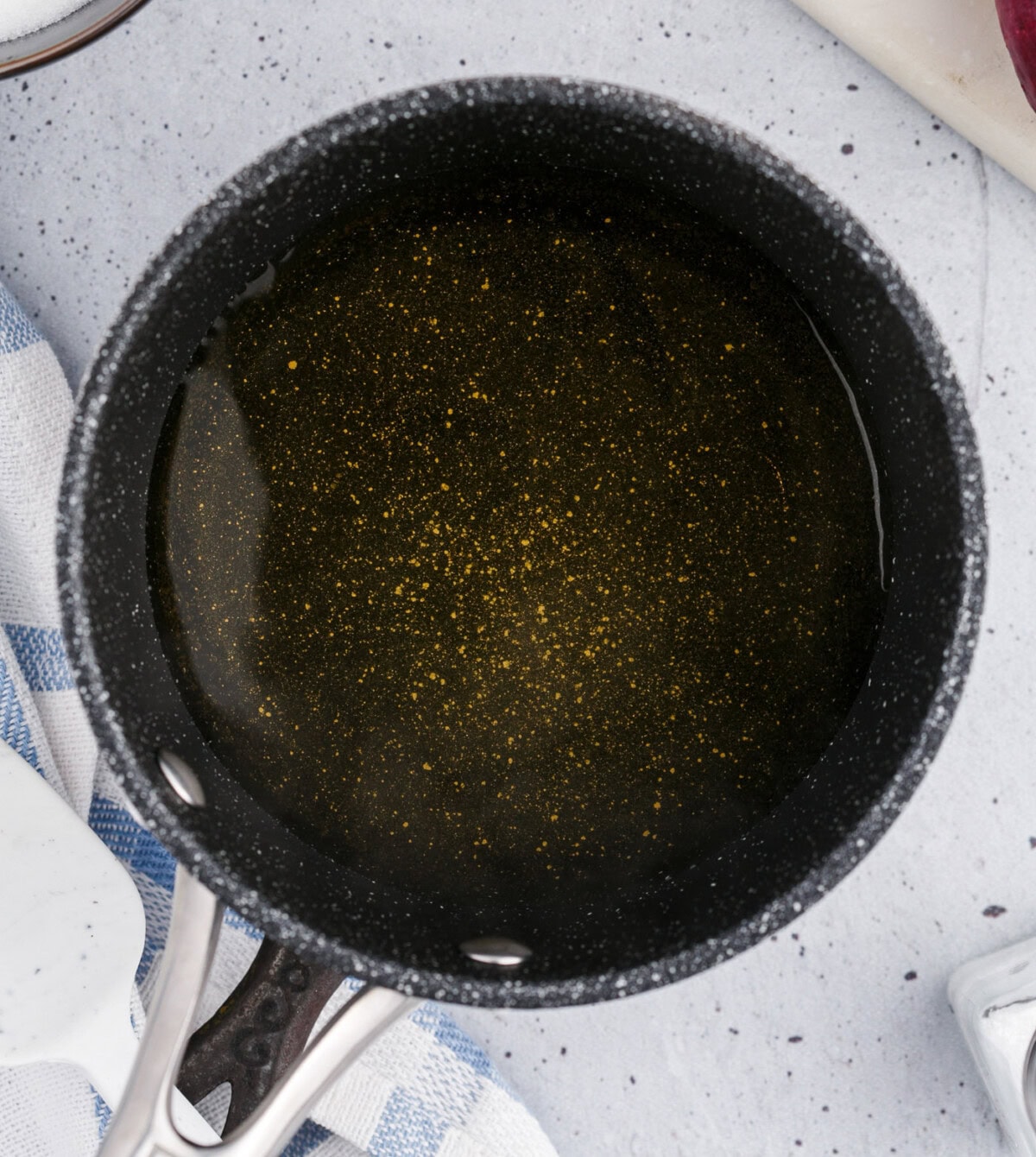 pickled onion vinegar mixture