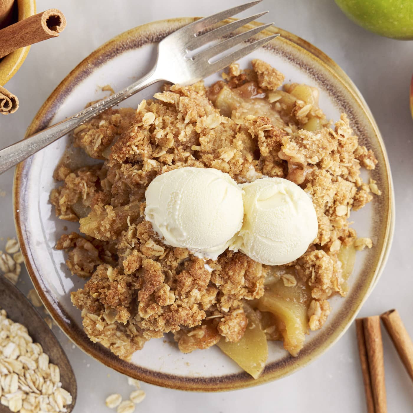 Apple Crumble With Ice Cream
