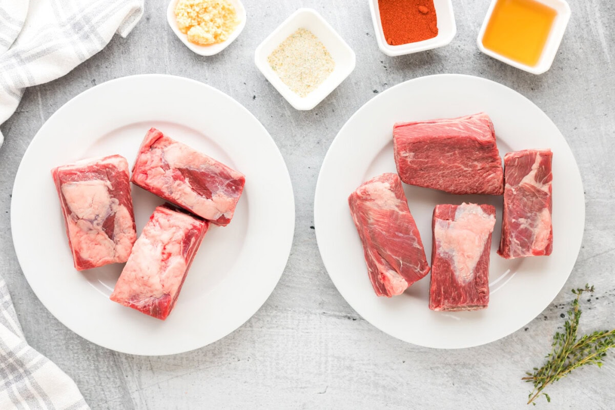 beef short ribs on paltes