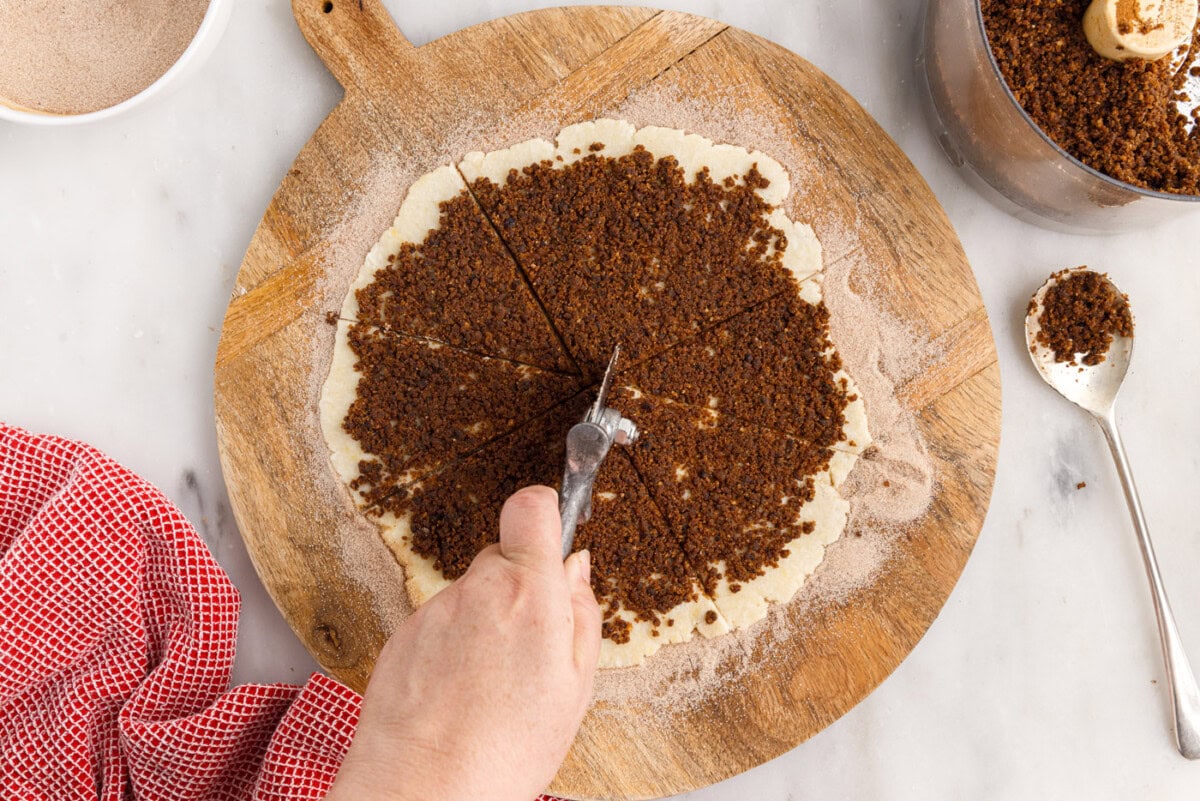 cutting rugelach dough into slices