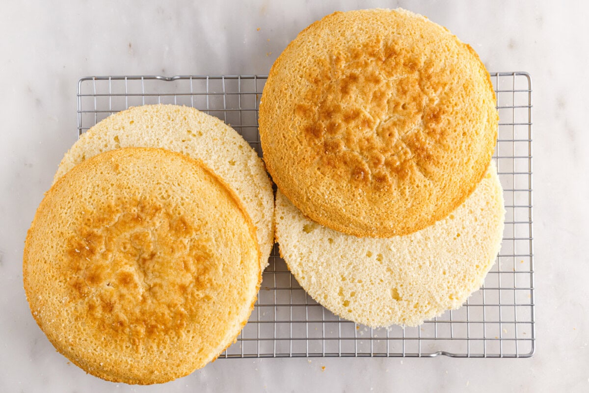 4 layers of chantilly cake